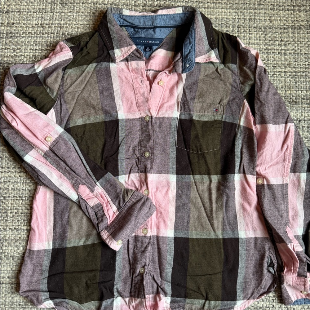 Tommy Hilfiger Women’s Pink and Brown Plaid Flannel Shirt Small